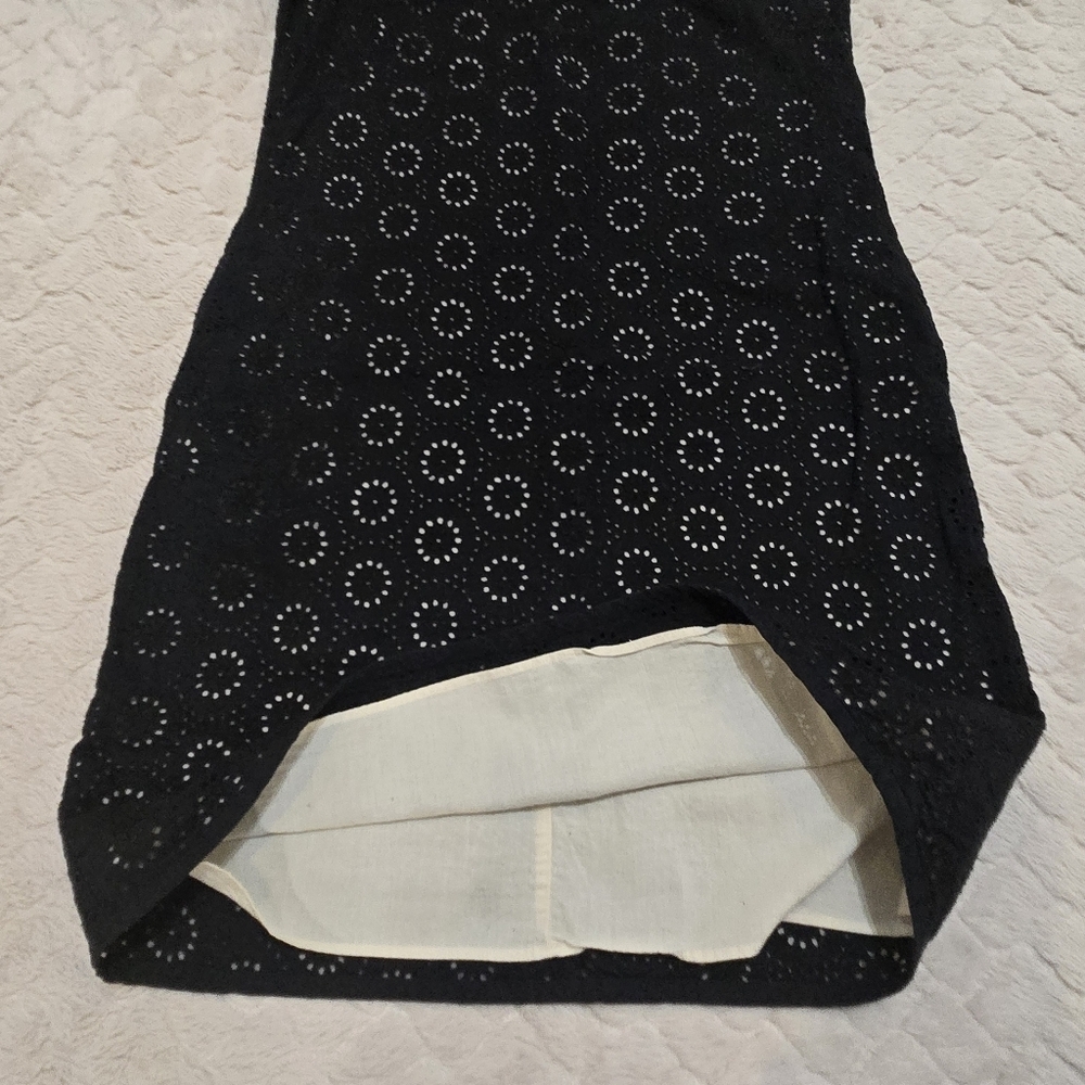 Banana Republic Black and Cream Overlay Circle Cutout Sleeveless Cotton Dress, 4 - Picture 7 of 8